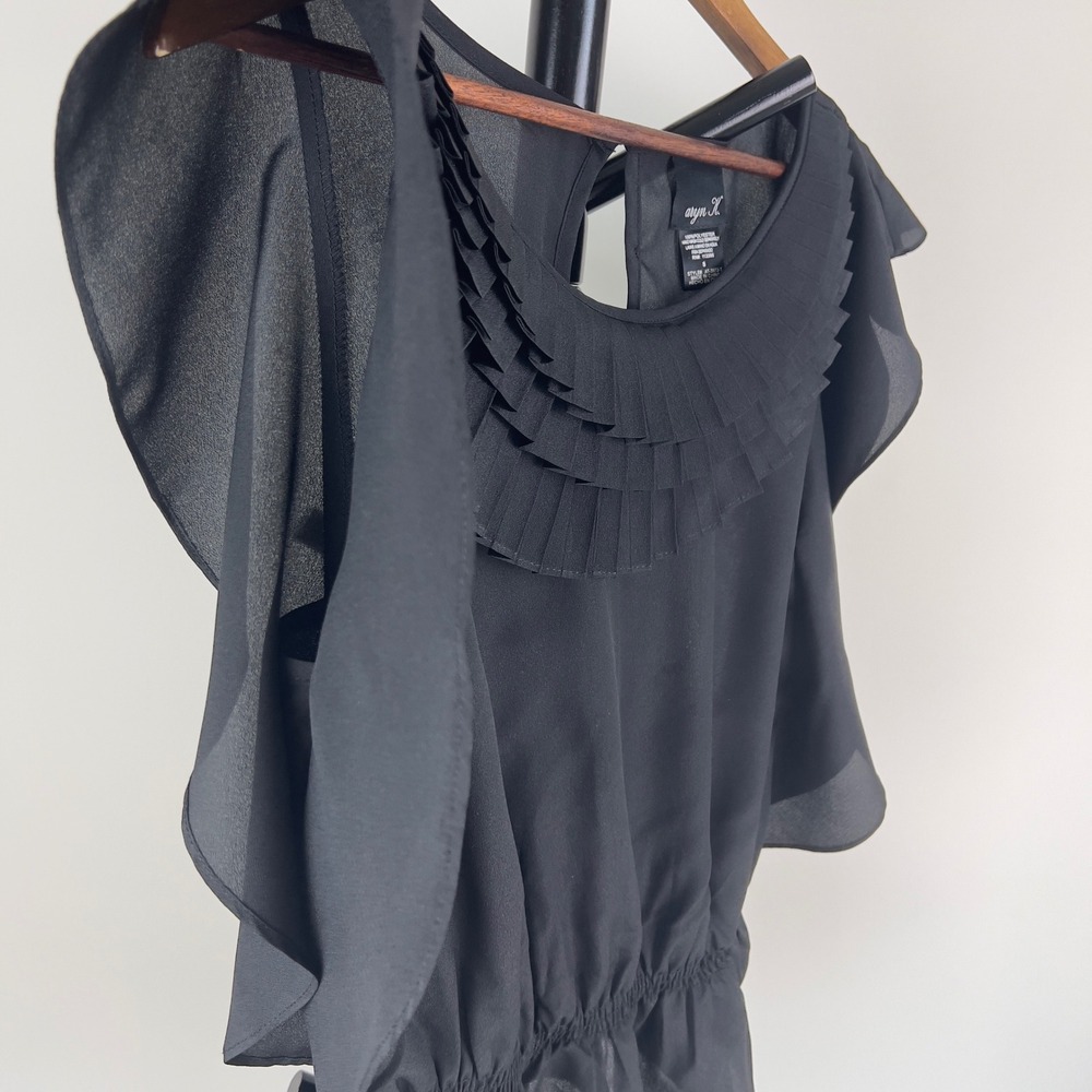 Aryn K Black Pleated Ruffle Neck Peplum Blouse Flutter Sleeve Small Boutique - Picture 2 of 8